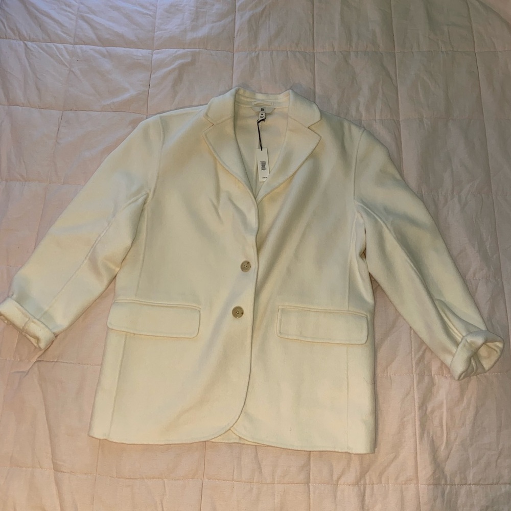 Banana Republic white button up blazer